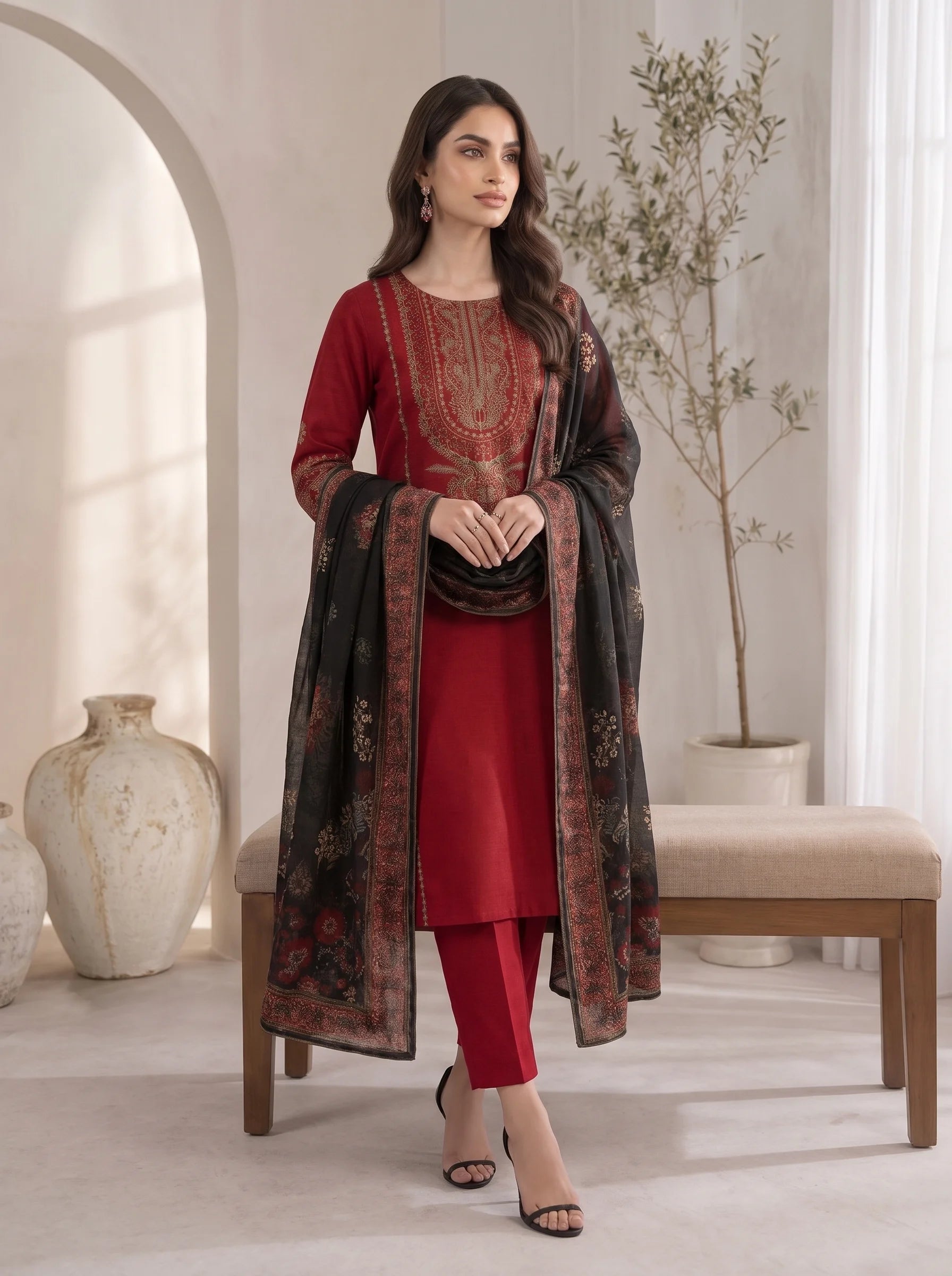 Mahira Embroidered Khadar 3 Piece Suit
